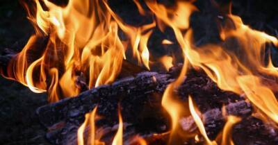 Подробности трагического пожара в Елгаве: без мамы остались двое подростков
