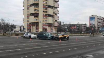Водитель такси спровоцировал ДТП в Бресте