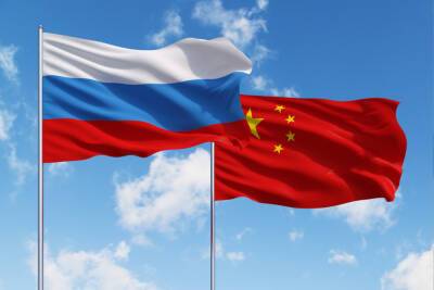 Сенатор Параминов назвал колоссальным «сигналом миру» пекинское заявление России и Китая
