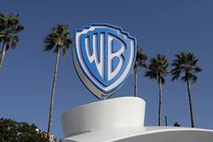 Сопродюсеры «Матрицы» подали в суд на Warner Bros