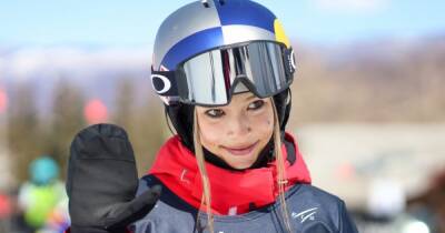 Обрушила китайский интернет: 18-летняя лыжница и модель Эйлин Гу выиграла золото на Олимпиаде (фото, видео)