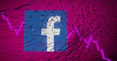 Рекордное падение Facebook: в книге стало меньше лиц