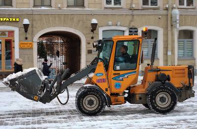 В Петербурге прошли обыски из-за плохой уборки снега