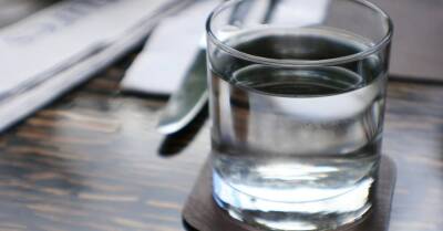 Исследование: жители Латвии потребляют недостаточно много воды