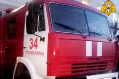 Ульяновские спасатели вызволили из снежного плена машину скорой помощи