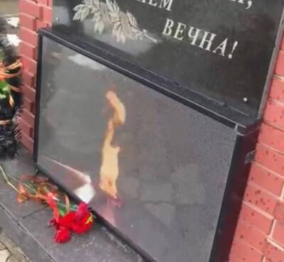 ﻿В трех селах Ростовской области у памятников участникам ВОВ установили телевизоры с изображением Вечного огня