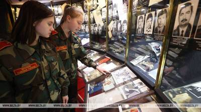 ФОТОФАКТ: Витебский музей накануне Дня памяти воинов-интернационалистов
