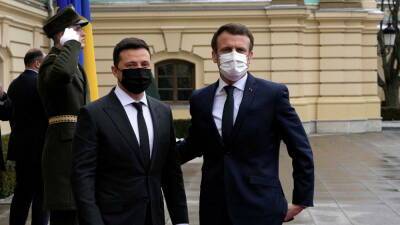Эммануэль Макрон: Владимир Зеленский подтвердил готовность Украины выполнять Минские соглашения