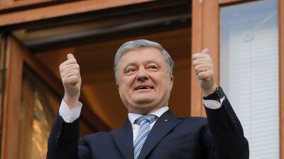 Путин предложил Порошенко убежище, но тот отказался и попросил не лезть в украинскую политику