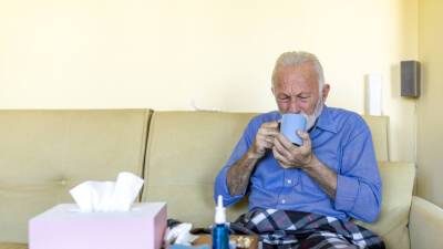Гериатр Ткачёва дала советы пожилым людям по восстановлению после COVID-19