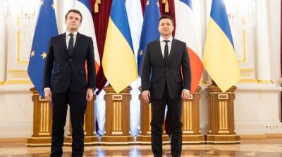 Локомотивы и пожарная техника: Украина заключила контракты с Францией