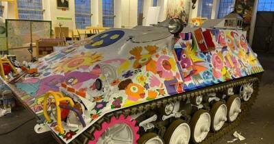 Немецкий художник разместит на границе Украины и РФ "примирительный танк" (фото)