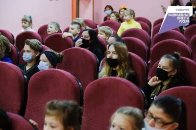 В Астрахани подростки с студенты могут бесплатно ходить в кинотеатры