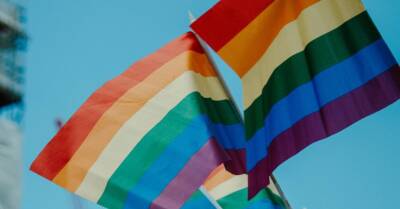 Минюст России просит закрыть ЛГБТ-фонд ради "традиционных семейных ценностей"