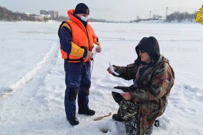Жителей Тверской области предупредили о повышенной опасности на льду