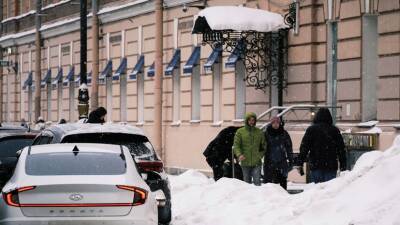 «Техники снегоуборочной не видим»: в управляющих компаниях Петербурга прошли массовые обыски