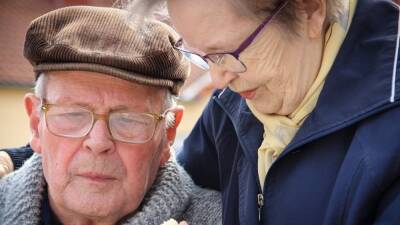 Геронтолог Мамаев предупредил о последствиях дефицита витамина B12 у пожилых людей