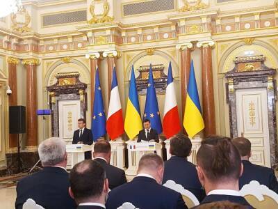 Франция выделила Украине 1,2 миллиарда евро помощи