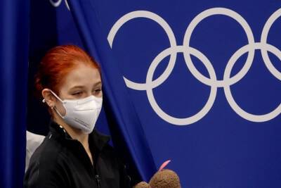 ОИ-2022. Трусова на тренировке в Пекине выполнила четыре четверных прыжка