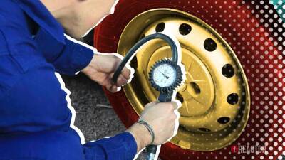 Автоэксперт Попов отнес проверку давления в шинах к ежедневным «ритуалам» водителя
