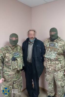 Сбежал от боевиков за пенсией: СБУ задержала одного из главарей «казаков ЛНР»