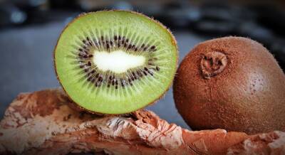 Этот фрукт нужно есть каждый день: снижает уровень холестерина и предотвращает образование рака.
