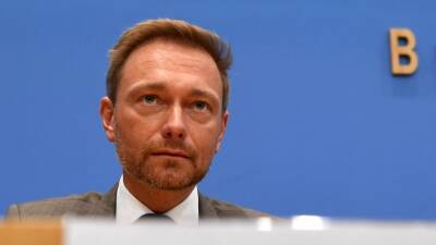 Министр финансов Германии пригрозил России санкциями, не упомянув «Северный поток – 2»