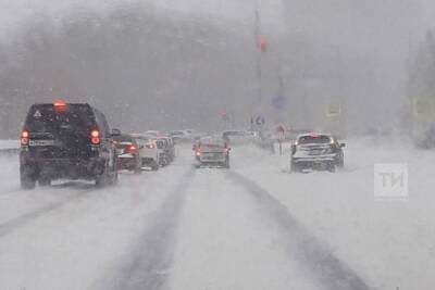 Татарстанских автомобилистов призывают быть осторожными в грядущую непогоду