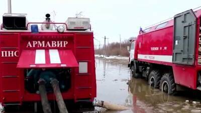 Резкое потепление сразу в нескольких российских регионах привело к опасным ситуациям