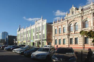 Наталья Костенко обратила внимание на плачевное состояние «зелёного дома» в центре Краснодара