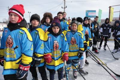 Юные сахалинские хоккеисты соревнуются за чемпионское звание
