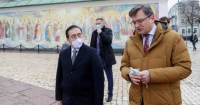 Испания не будет давать оружие Украине: в МИД говорят о "необходимости диалога" с Россией