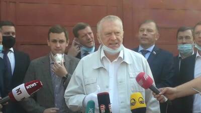 В ЛДПР опровергли слухи о госпитализации Жириновского в московскую больницу