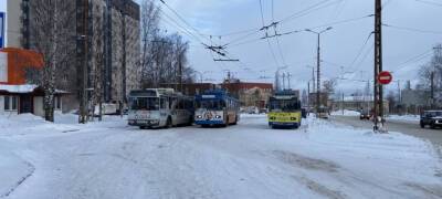 «Обкатчики» и «учетчики» начали считать пассажиров в маршрутках и троллейбусах Петрозаводска