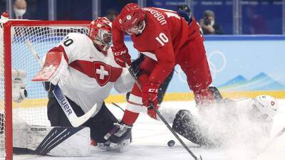 Тренер Жамнов назвал тяжелым матч сборной ОКР по хоккею против Швейцарии