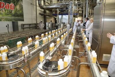 На Урале малый бизнес решил бойкотировать завод, продающий молоко слишком дорого