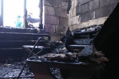 В Воронежском совхозе сгорел многоквартирный дом