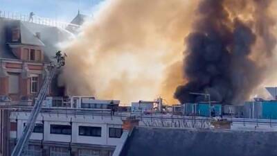 Во Франции более 20 человек пострадали при пожаре банкнотной фабрики