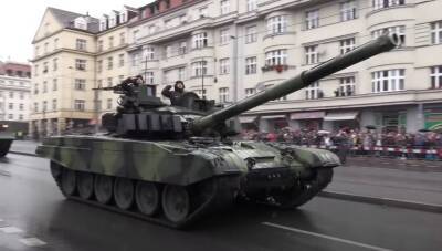 Танки T-72M4 CZ получили высокую оценку в чешской прессе