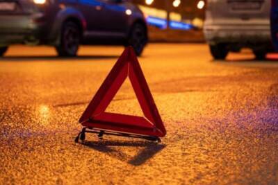 В Ростовской области женщина на иномарке сбила пешехода и скрылась с места аварии