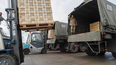 На Украину из США прибыл самолет с 80 тоннами боеприпасов