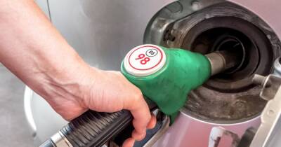 Впервые в истории: в Украине начинается выпуск бензина А-98 и жидкости AdBlue для дизелей