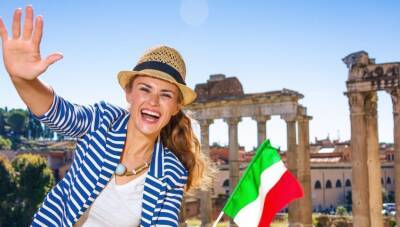 Италия обсуждает открытие границ для российских туристов в апреле