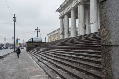 Санкт-Петербургская биржа снова ограничила торги