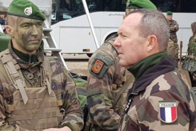 Украинцы из Французского иностранного легиона поедут в Украину в полной боевой экипировке