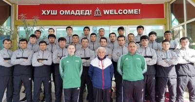 Арбитры высшей лиги Таджикистана проводят учебно-тренировочный сбор в Турсунзаде