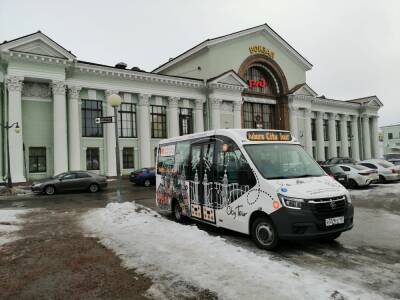 В Выборге отправился в первый рейс туристический автобус до парка Монрепо