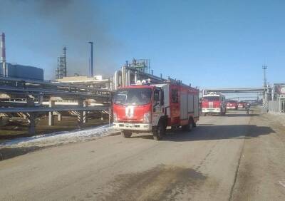 При пожаре на нефтезаводе в Рязани пострадали два человека