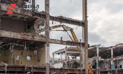 В Тюмени разобрали верхние этажи долгостроя на Герцена