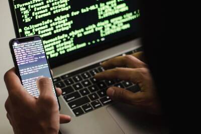 Эксперты отметили всплеск хакерских атак на значимые отрасли России